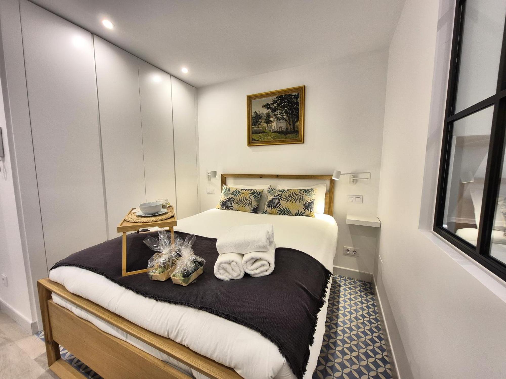 Apartamentos Plaza De Espana Madri Exterior foto