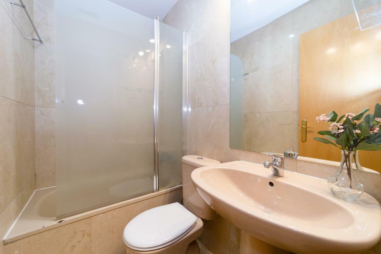 Apartamentos Plaza De Espana Madri Exterior foto