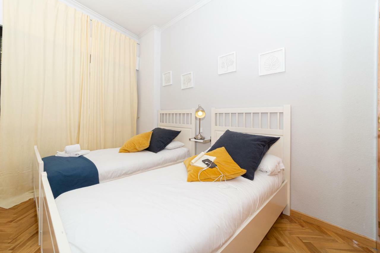 Apartamentos Plaza De Espana Madri Exterior foto