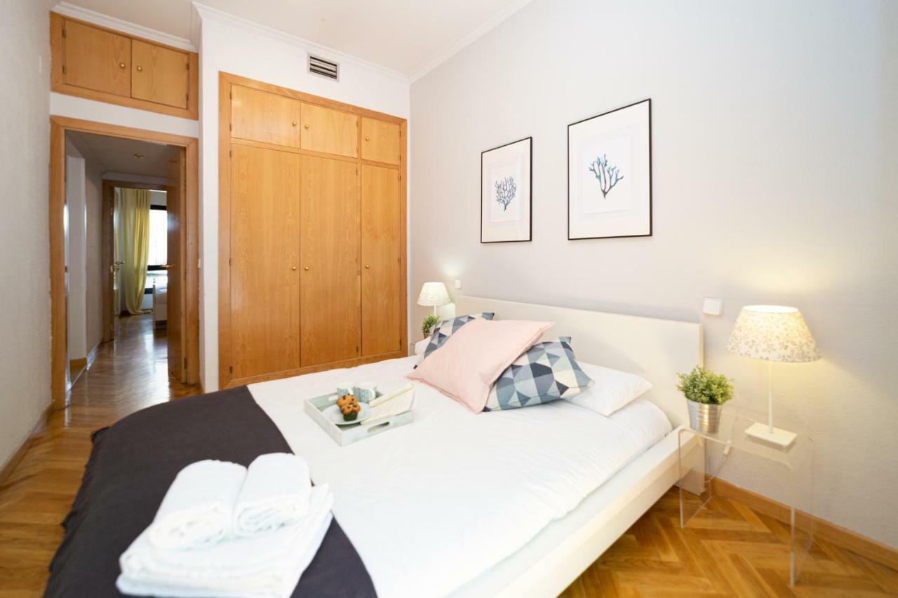 Apartamentos Plaza De Espana Madri Exterior foto