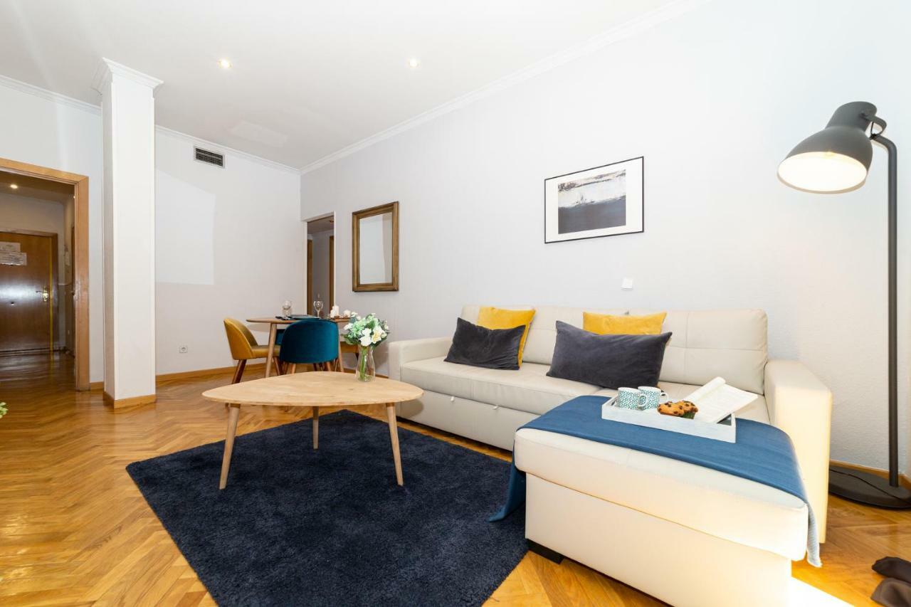 Apartamentos Plaza De Espana Madri Exterior foto